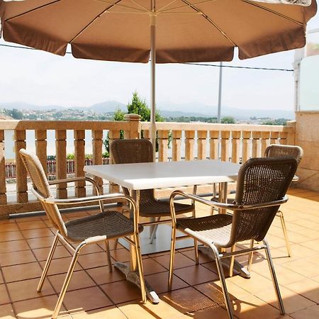 Apartamentos Ria De Bayona Байона Экстерьер фото