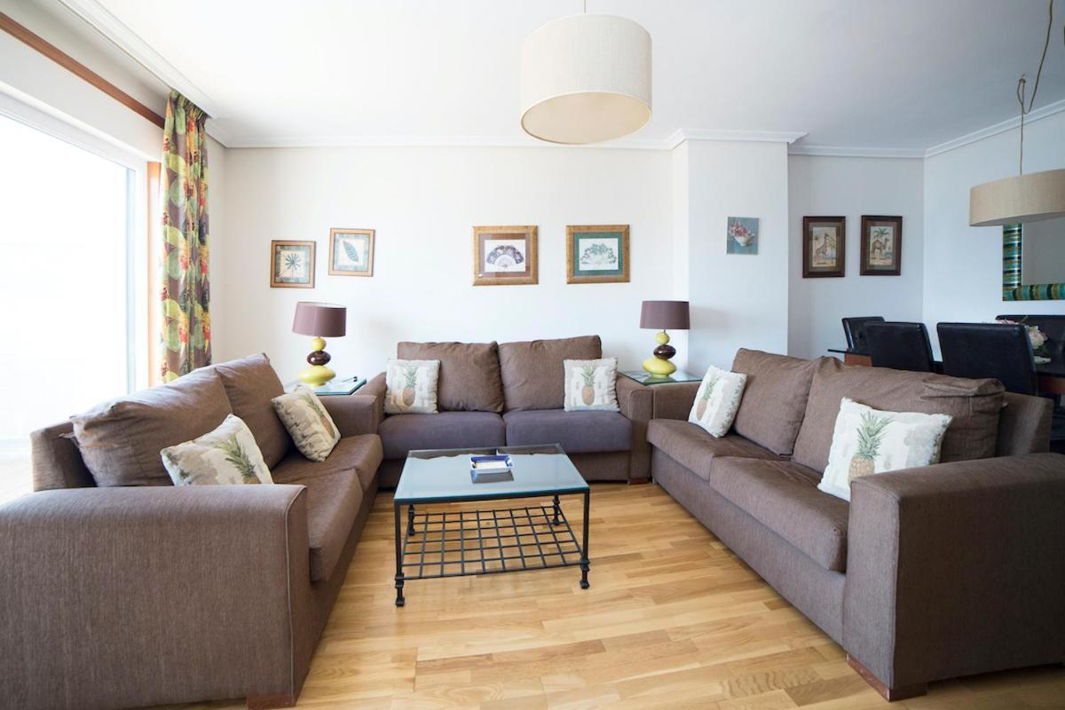 Apartamentos Ria De Bayona Байона Экстерьер фото