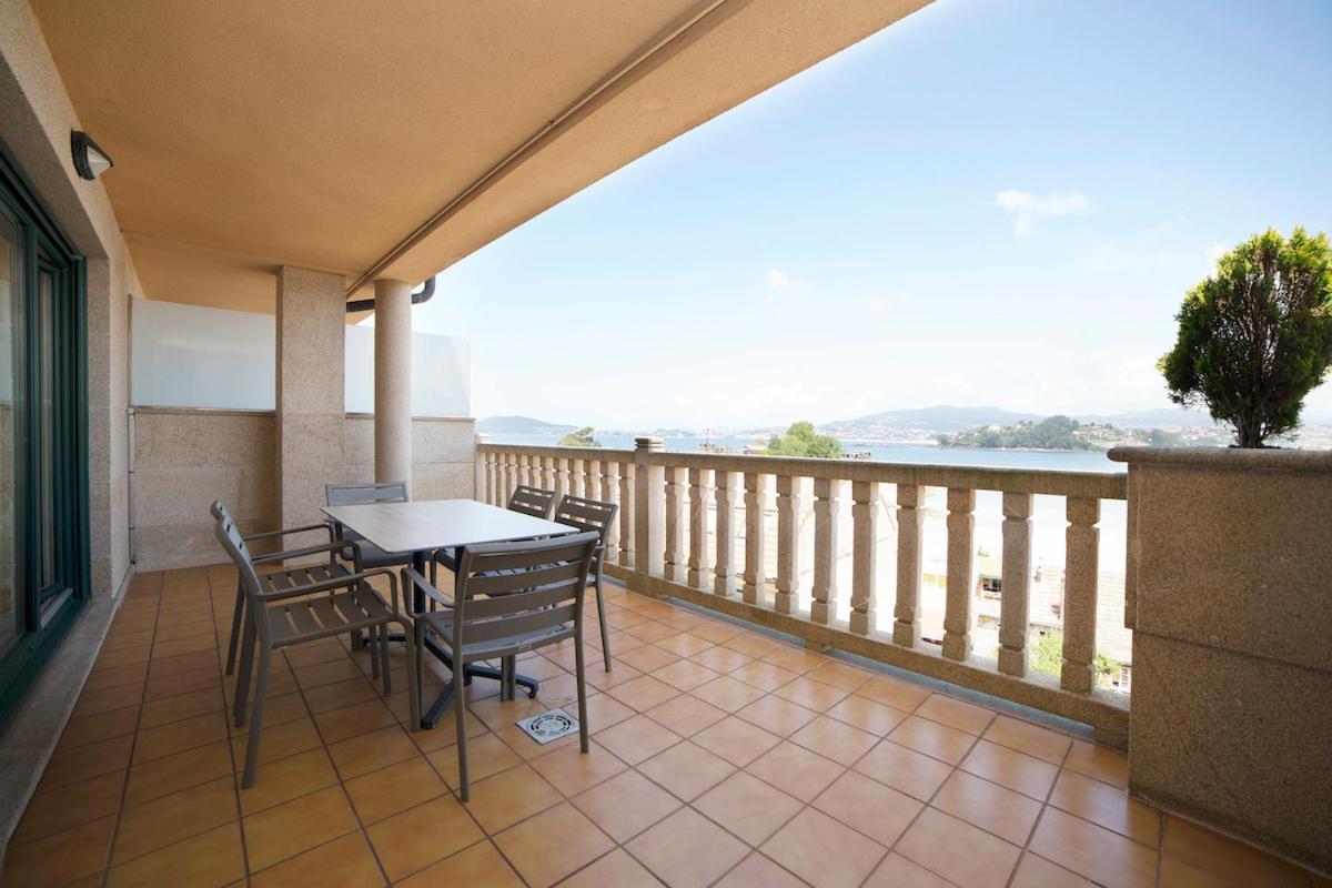 Apartamentos Ria De Bayona Байона Экстерьер фото