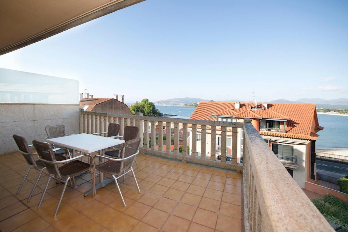 Apartamentos Ria De Bayona Байона Экстерьер фото